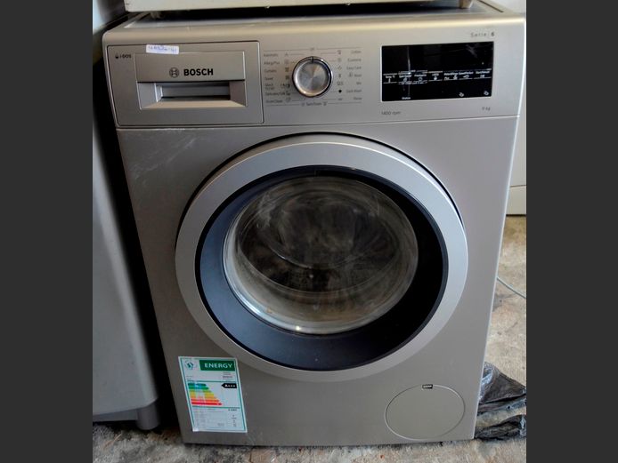 BOSCH METALLIC FINISH 9kg FRONT LOADING WASHING MACHINE [Switches on, untested further]