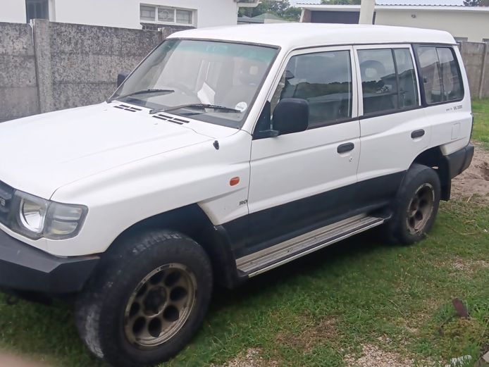 Mitsubishi Pajero 3.5lt V6 (Location: Port Elizabeth) 