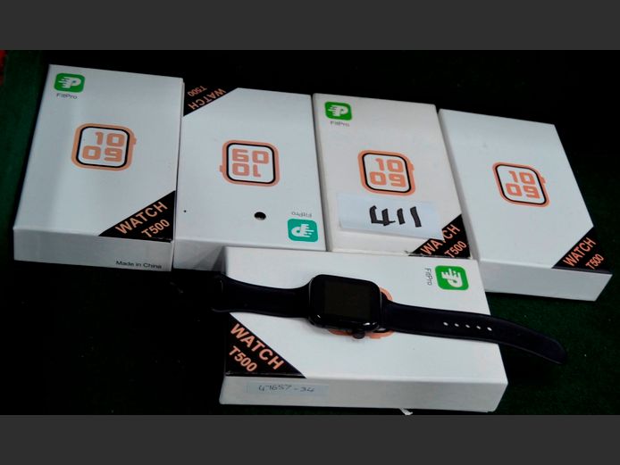 LOT OF 5: SMART WATCHES [Untested]