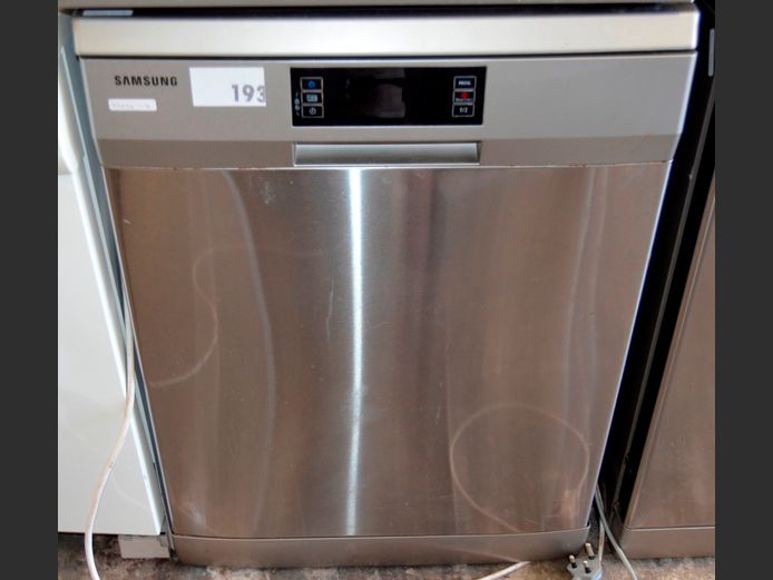SAMSUNG STAINLESS STEEL DISHWASHER [Switches on, untested further]