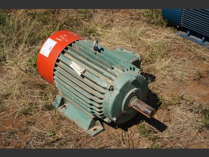 3 FASE 525 VOLT MOTOR