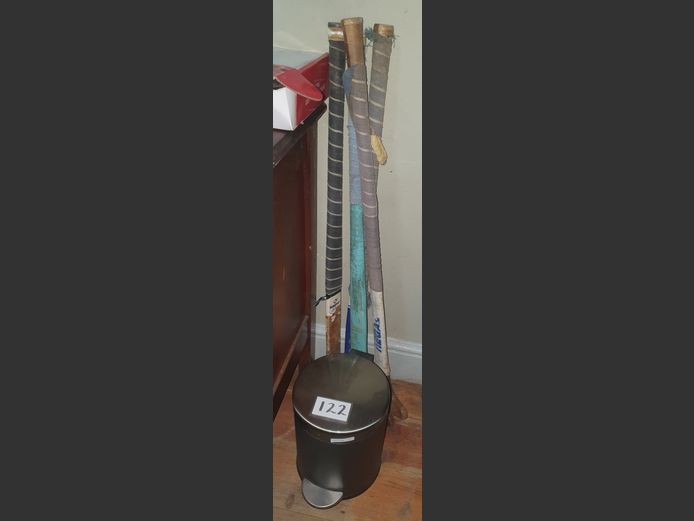 LOT: BATHROON BIN & HOCKEY STICKS