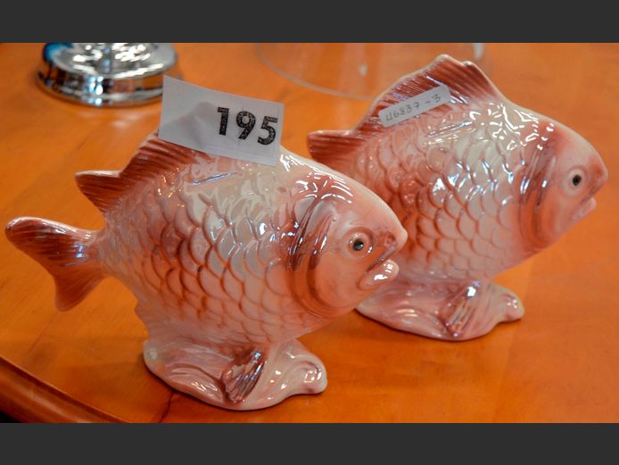 PAIR CERAMIC LUSTREWARE FISH, 24 x 19cm
