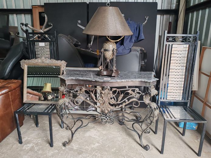 Mixed Lot – Assorted Furniture Items (STC)