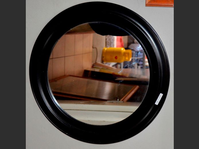 BLACK CIRCULAR MIRROR, 55cm Diameter