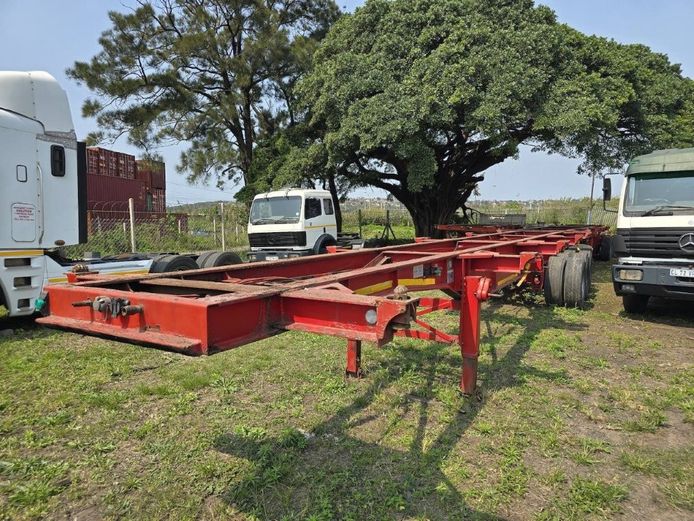  2015 PINETOWN TRUCK BODY 12m SKELETON TRAILER
