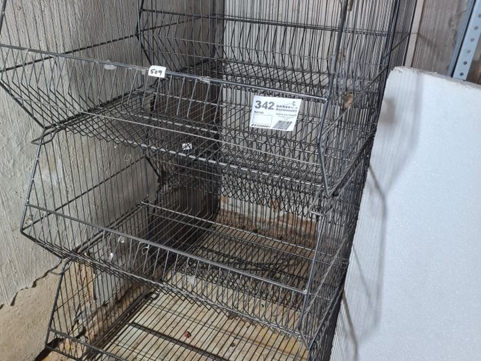 6 X MESH BASKETS