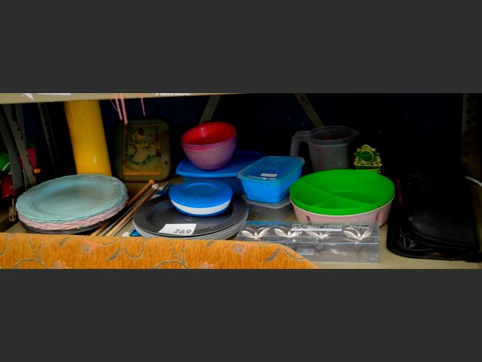 BRAAI UTENSILS IN BAG, NAPKIN RINGS, etc