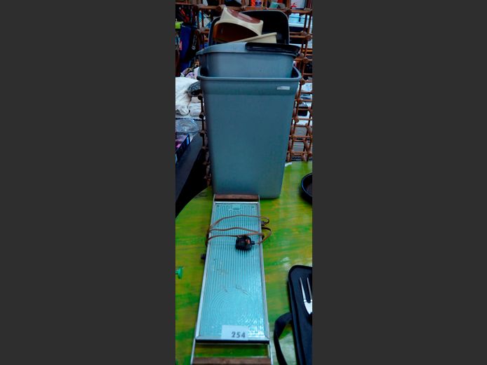 WASTE BIN, MOP BUCKET, SALTON HOTTRAY, etc [Switches on, untested further]