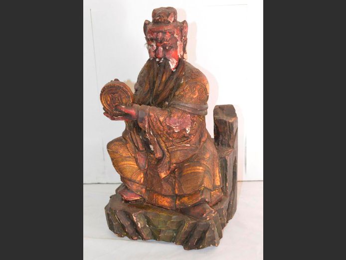 ANTIQUE CARVED SEATED EMPEROR, 20 x 16 x 40cm [Wear commensurate with age]