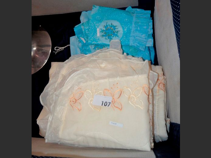 BEIGE THROW WITH MATCHING PILLOWCASES & A BLUE DUVET COVER SET