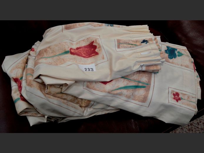 SET OF 4 DROPS BEIGE FLORAL PATTERNED CURTAINS