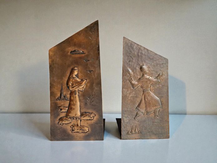 Vintage A.N. Oppenheim Mid-Century Copper Bookends