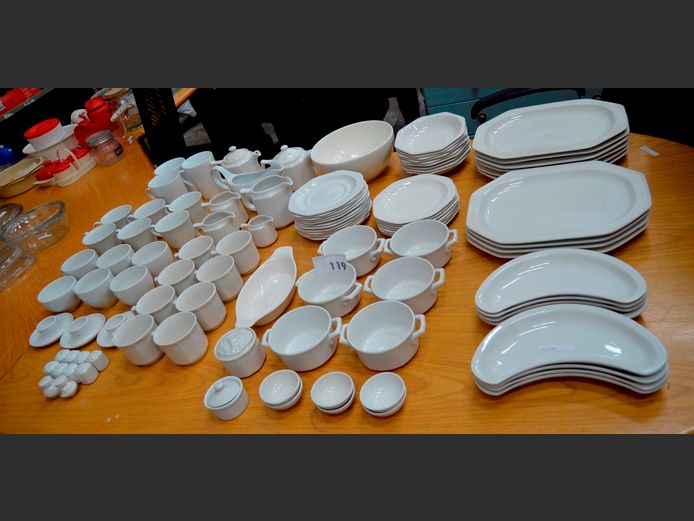 CONTINENTAL CHINA STEAK PLATES, SIDE PLATES, MUGS, etc