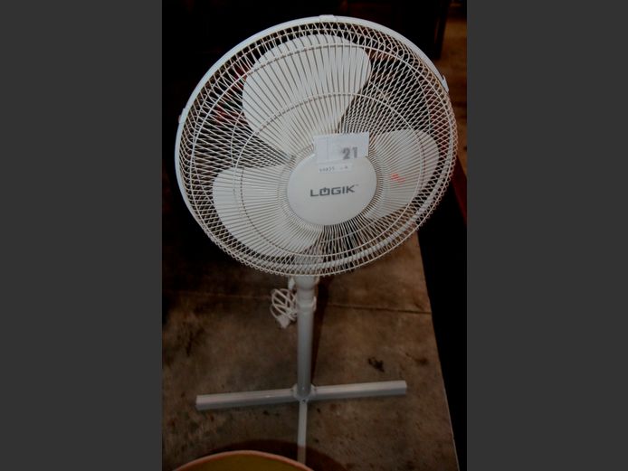 LOGIK PEDESTAL FAN [Switches on, untested further]