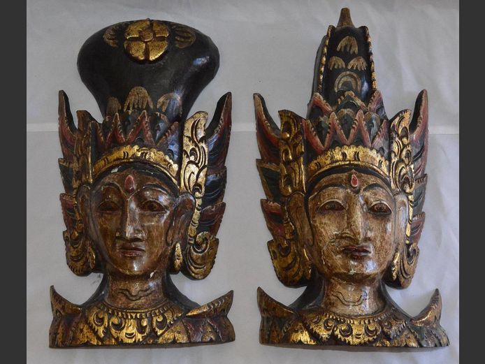 SET OF 2 CARVED & HAND PAINTED INDIAN MASKS, 41 x 22cm