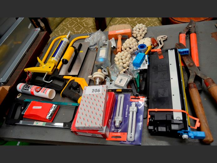 HACKSAW, CAULKING GUN, TROWELS, etc