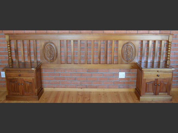 MEYER & FERREIRA BLACKWOOD EXTRA KING HEADBOARD WITH PAIR 2-DOOR, SINGLE DRAWER BEDSIDE PEDESTALS WITH GLASS TOPS, 63 x 38 x 66cm