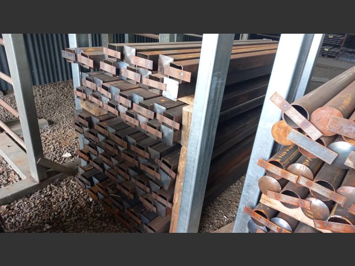 2m Square poles 76mmx76mm 2mm thick