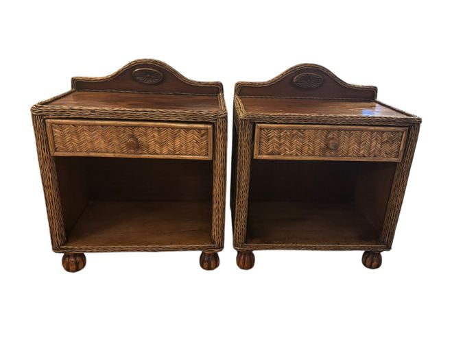 Set of 2 Bedside Tables 
