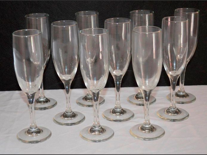 SET OF 10 CHAMPAGNE FLUTES