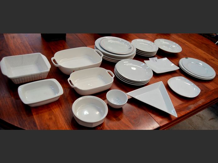 WHITE CERAMIC OVEN DISHES, DINNER PLATES, SIDE PLATES, etc