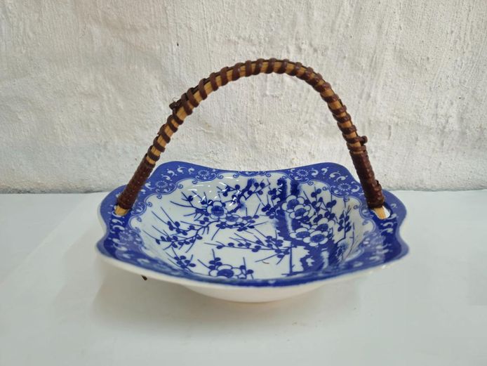 Japanese Chinoiserie Blue & White Porcelain Dish with Woven Reed Handle