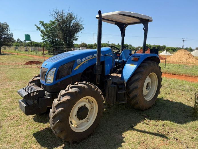 NEW HOLLAND TT4.90 66KW