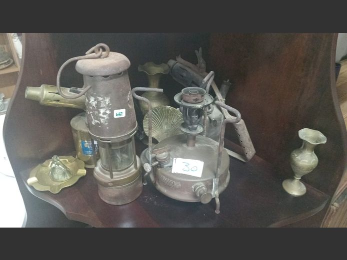 Lot brass smalls