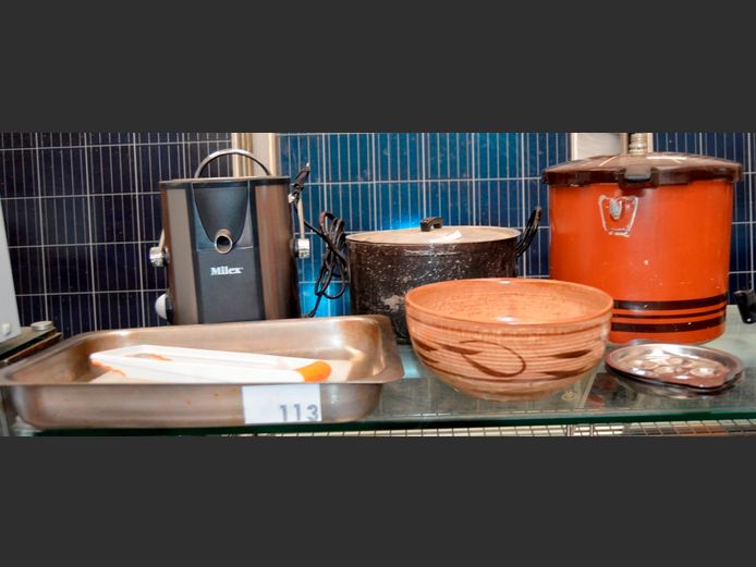 PRESSURE COOKER, MILEX JUICER [Incomplete], POT, etc [Untested]