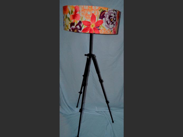 MONTONA ADJUSTABLE TRIPOD FLOOR LAMP WITH FLORAL SHADE, 55cm diameter
