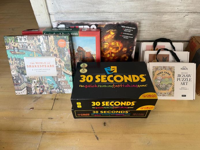 Lot of puzzles and games