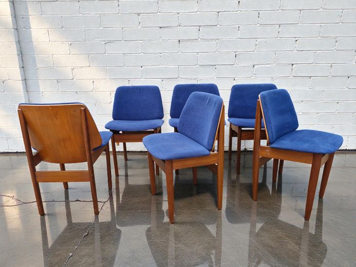 Elliotts of Newbury Mid-Century Modern Dining Chairs - Set of 6