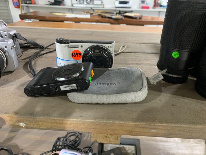 Set of Samsung Cameras