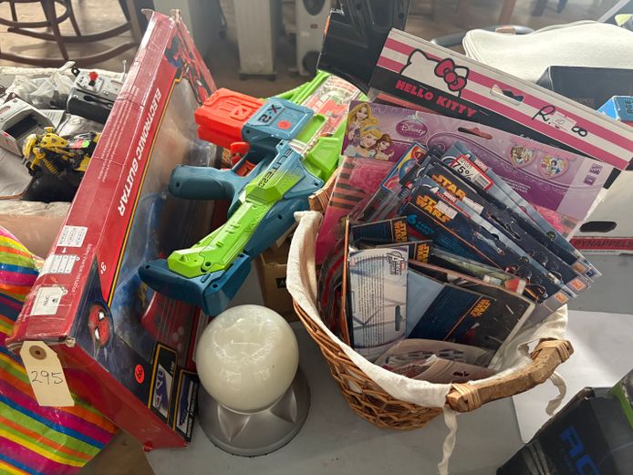 Lot of Kids Toys + Party Packaging 