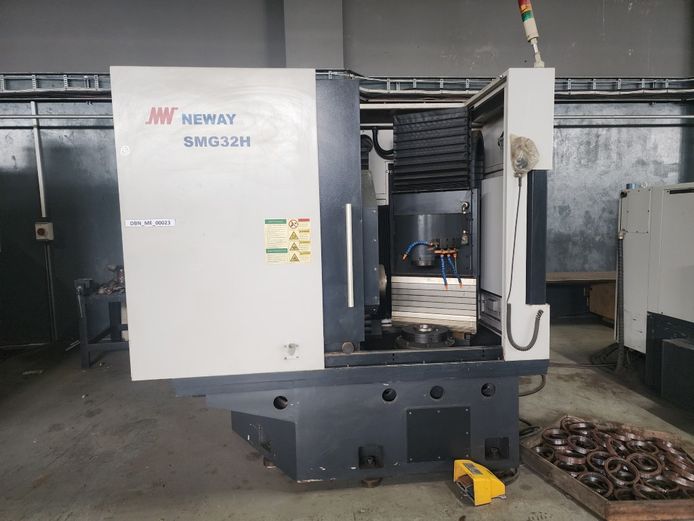 2015 NEWAY SMG32H CNC BALL GRINDER