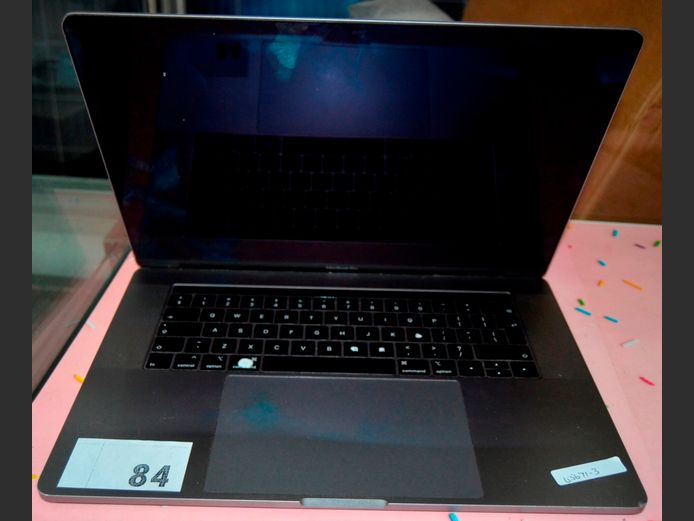 MACBOOK PRO 15" [Untested, no charger] [#: 402095219]