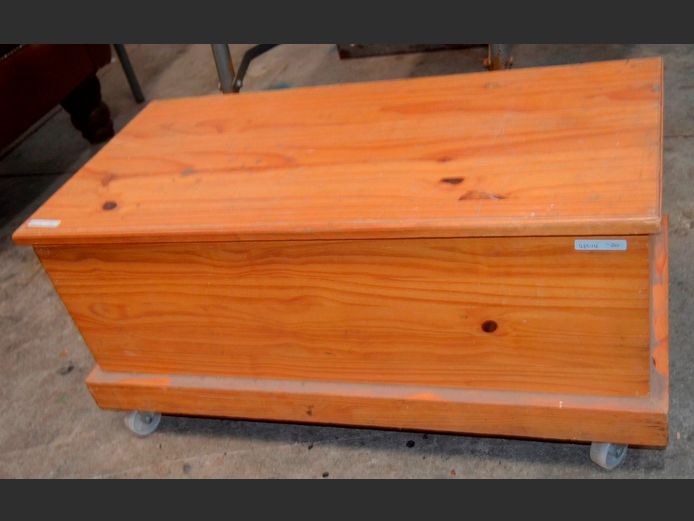 PINE CHEST ON CASTORS, 74 x 38 x 35cm