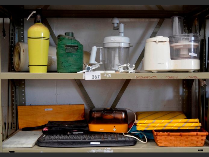 LOT ON 2 SHELVES: KENWOOD FOOD PROCESSOR, SODA SYPHON, TWISTA CHOPPER, etc [Switches on, Untested further] [54,77]