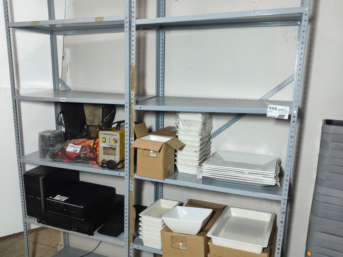 2 X BOLT AND NUT SHELVING