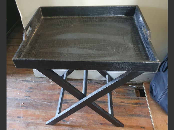 BLACK LEATHER TOUCH BUTLER'S TRAY
