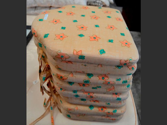 SET OF 8 PATIO CHAIR CUSHIONS