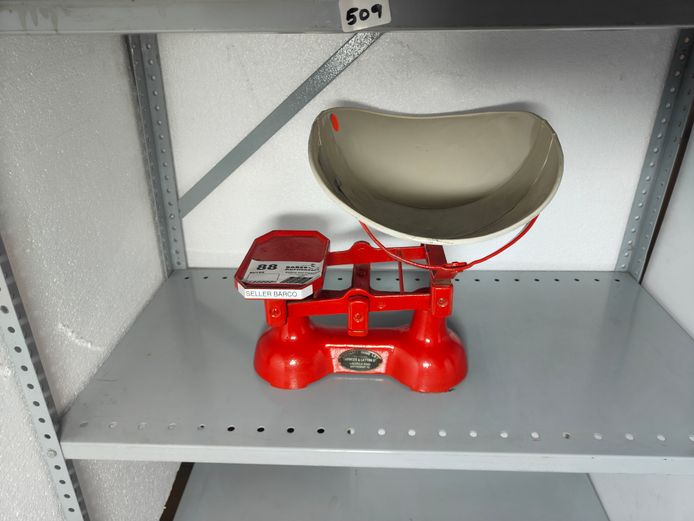 VINTAGE SCALE