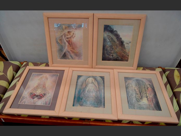 SET OF 5 FRAMED PRINTS, 29 x 21.5cm