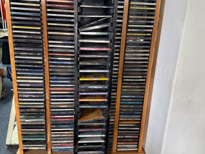 3x CD racks - Filled with CD's
