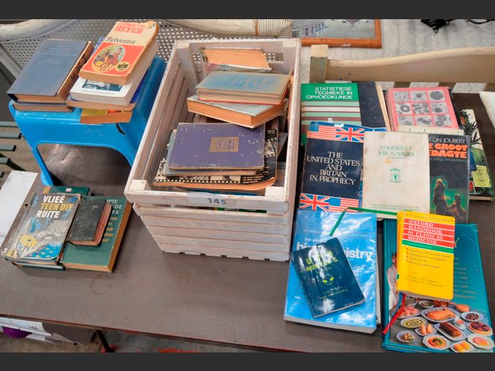 PLASTIC KITCHEN AID, WOODEN CRATE & BOOKS