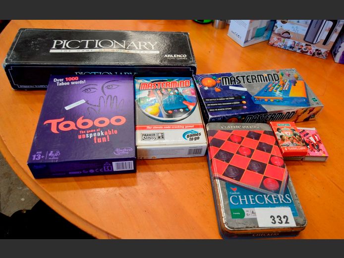 ASSORTED GAMES INCLUDING MASTERMIND, PICTIONARY, CHECKERS, etc