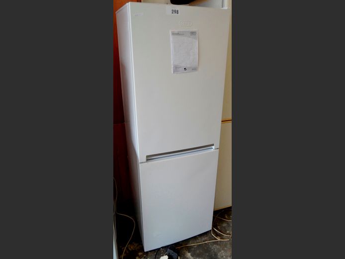 DEFY FRIDGE FREEZER [Getting cold]