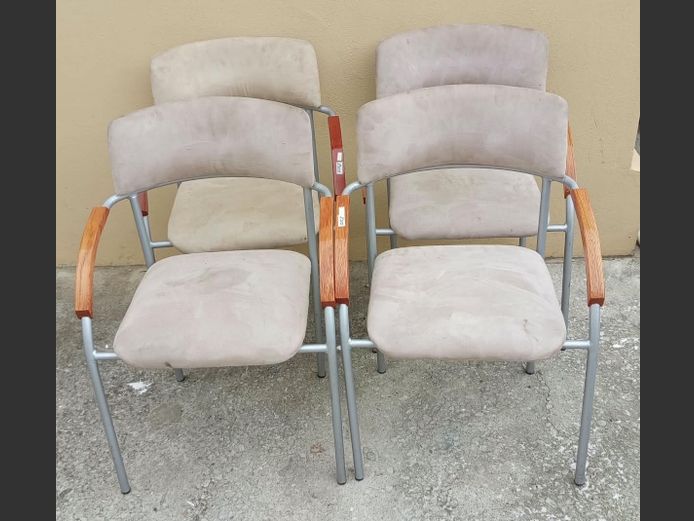 SET OF 4 CREAM SUEDE UPHOLSTERED & METAL VISITOR'S CHAIRS