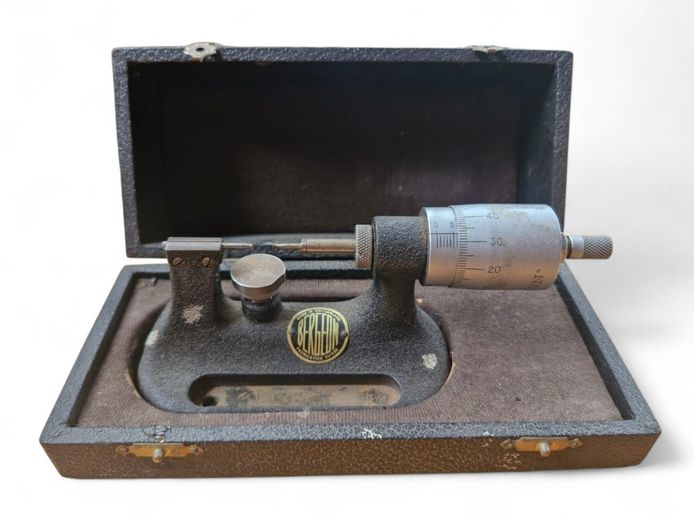 Vintage Swiss Bergeon Horizontal Micrometer